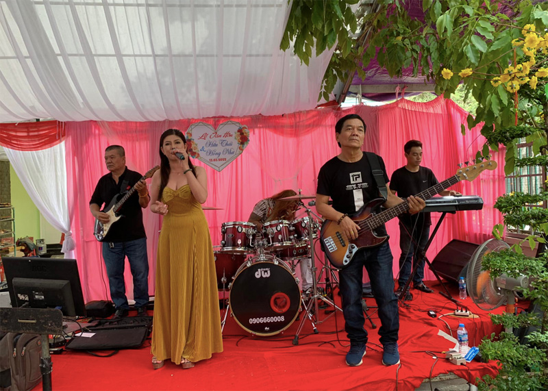 Cho thuê dàn nhạc sống