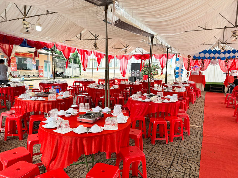 Cho thuê dụng cụ tiệc cưới