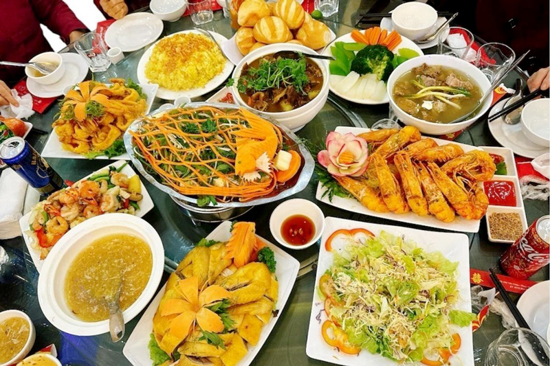 Cách chọn món ăn cho tiệc cưới ngon và hợp khẩu vị khách mời