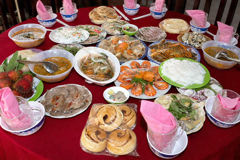 Tiệc tân gia cần chuẩn bị những gì