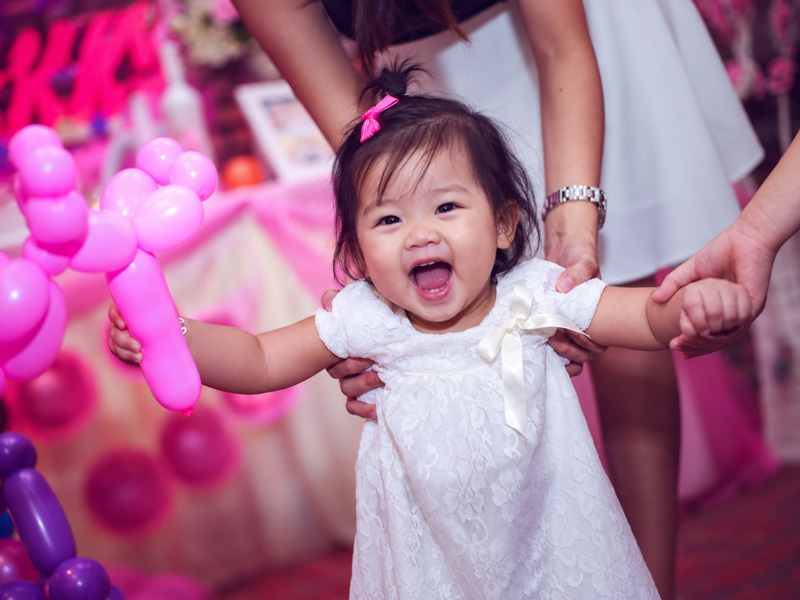 Chụp hình tiệc thôi nôi cần chuẩn bị những gì