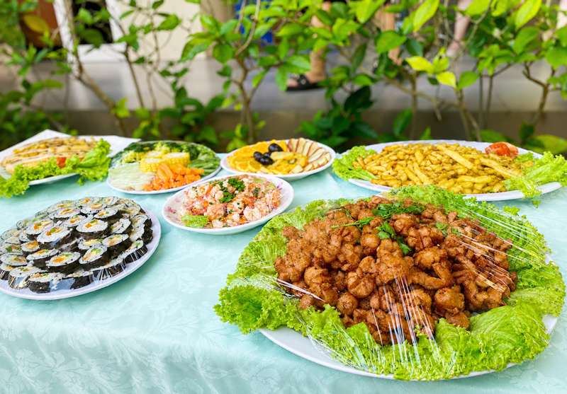 Nên đặt dịch vụ nấu tiệc sinh nhật trước bao lâu