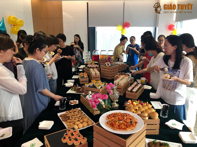 Đặt tiệc finger food tại nhà