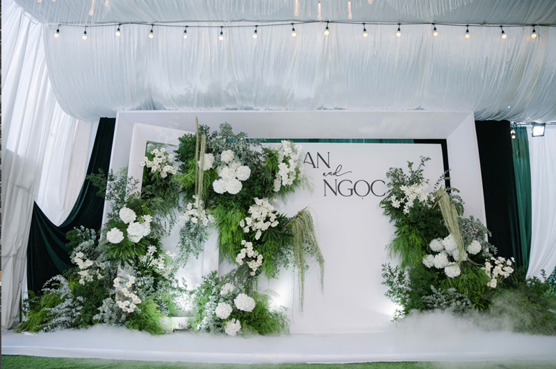 Trang trí tiệc cưới