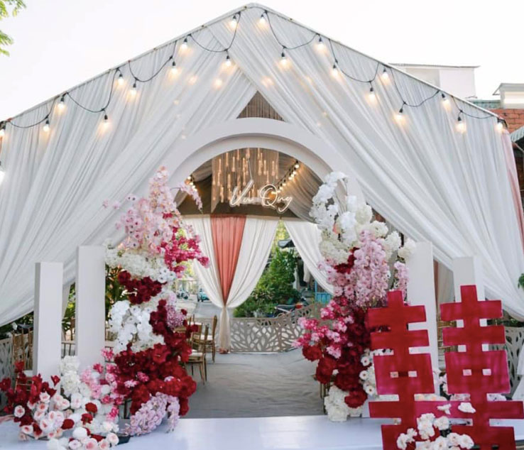 Trang trí tiệc cưới