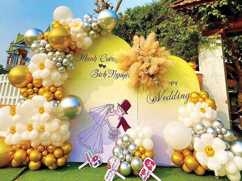 Trang trí tiệc cưới