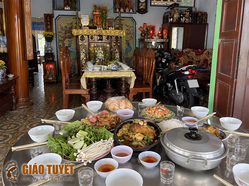 Văn khấn cúng giỗ ông bà đọc như thế nào?