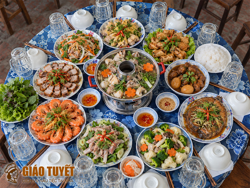 Mâm cúng đám giỗ miền Nam gồm những gì?