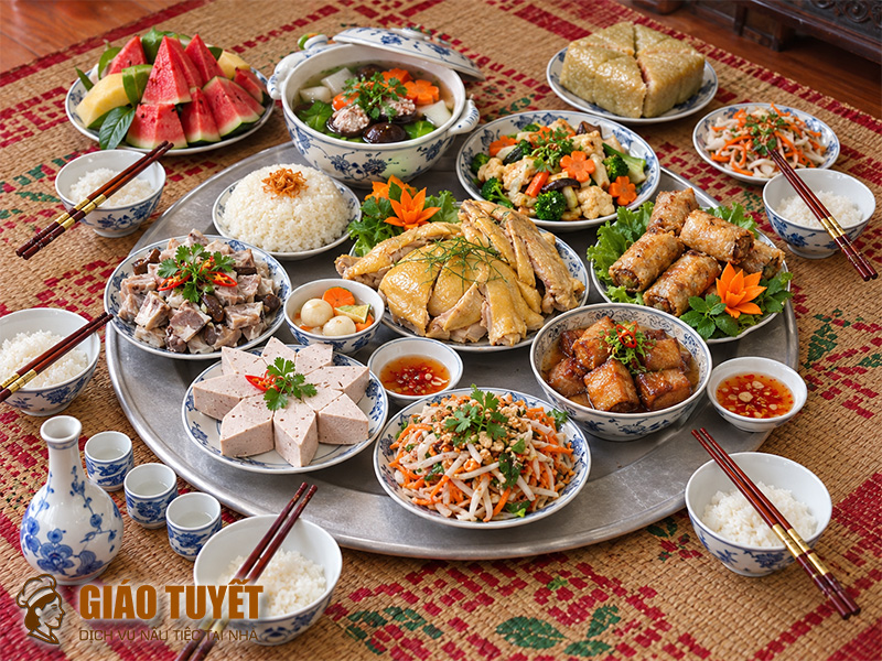 Mâm cỗ giỗ miền Bắc truyền thống gồm những món nào?