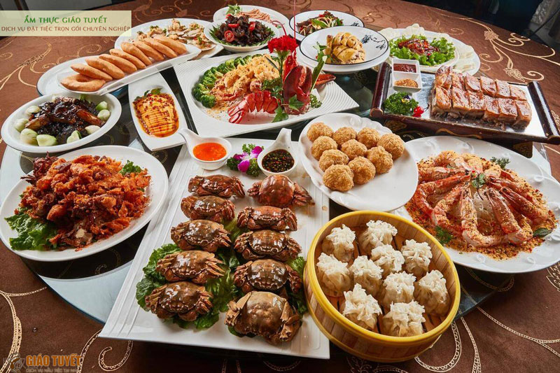 Món ngon đãi tiệc cưới