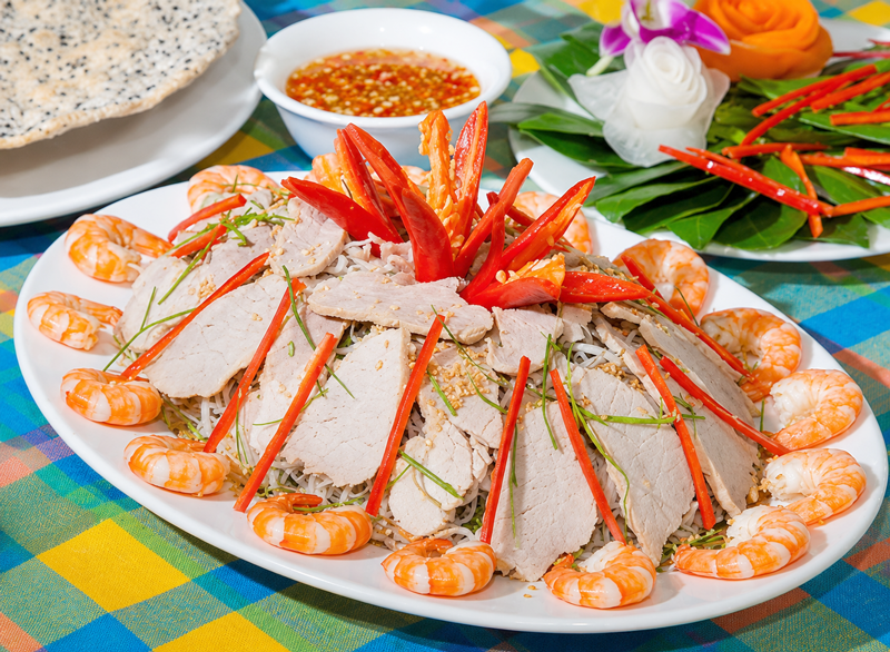 Nấu tiệc đám giỗ tại nhà giá bao nhiêu