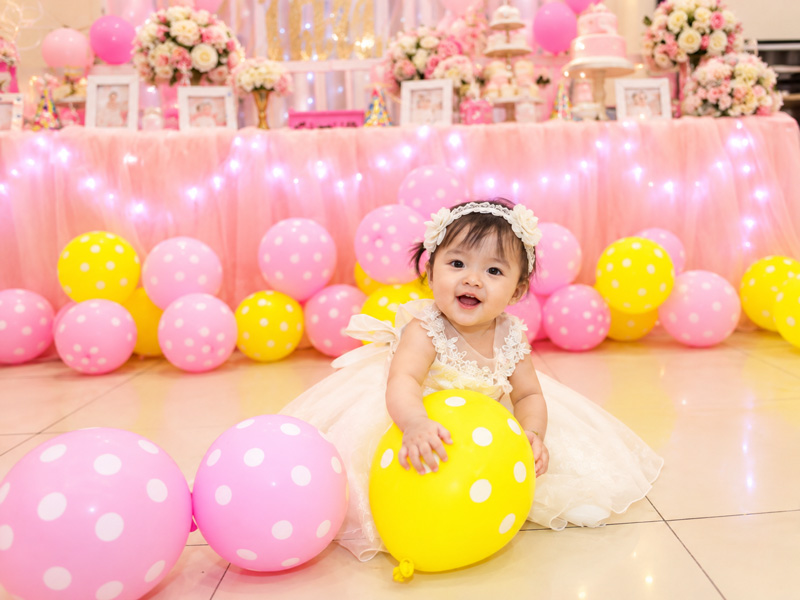 Sắp xếp thời gian tiệc thôi nôi theo giờ ngủ của bé