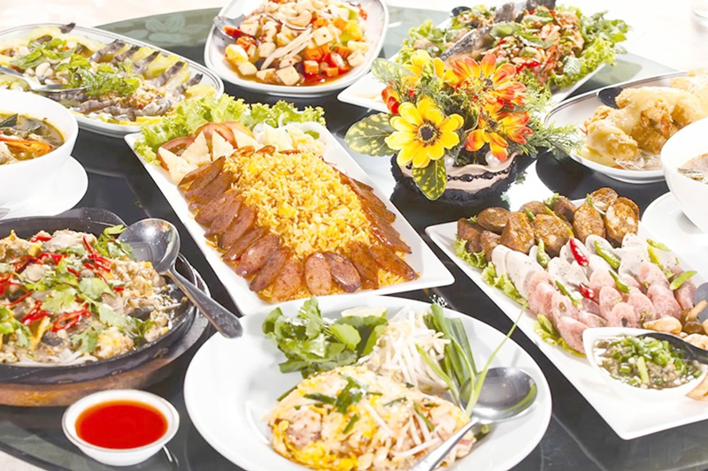 Cách chọn thực đơn tiệc cưới mùa đông ấm lòng thực khách