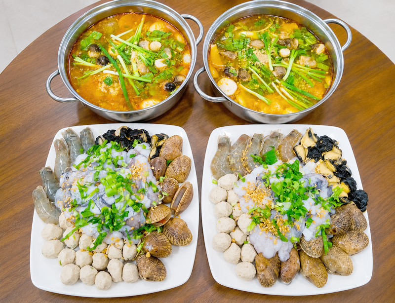 Thực đơn tiệc khai trương nên có mấy món