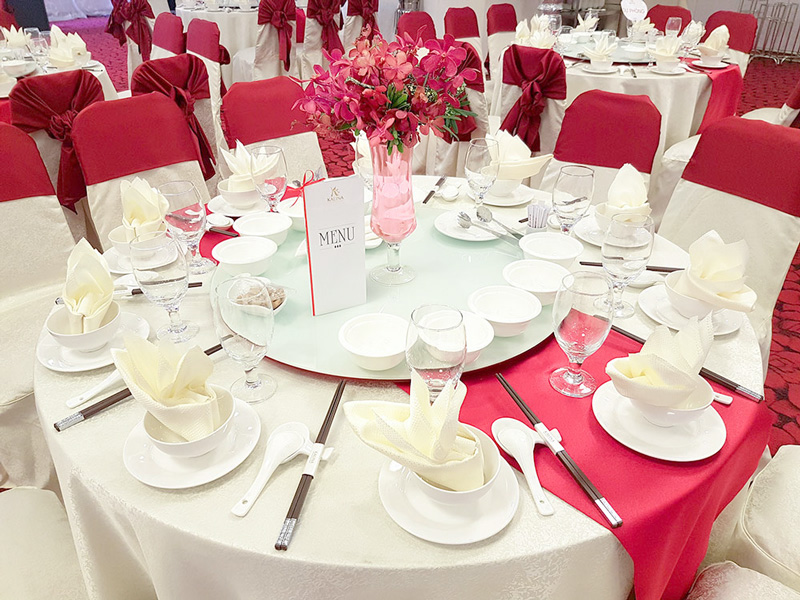 Cách trang trí bàn tiệc cưới đại diện hai họ đúng nghi lễ