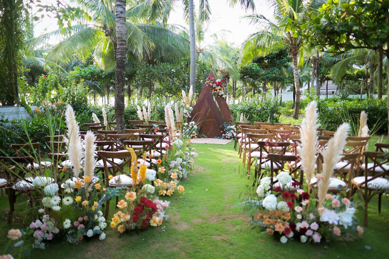 Những sai lầm khi trang trí tiệc cưới sân vườn