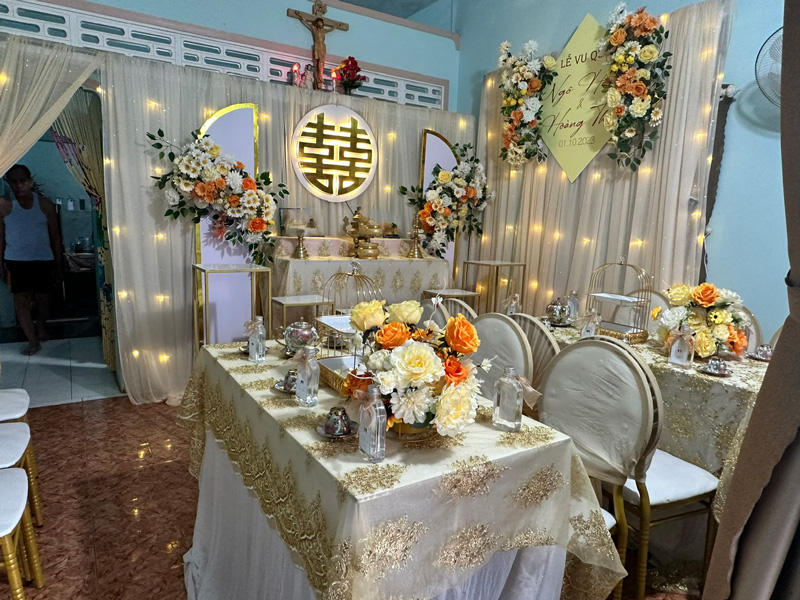 Trang trí đám hỏi