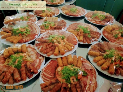 Đặt tiệc tại nhà