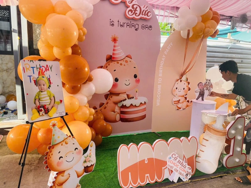 Thực đơn tiệc thôi nôi