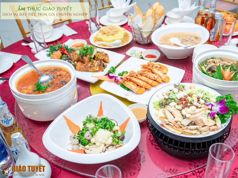 Thực đơn tiệc tân gia