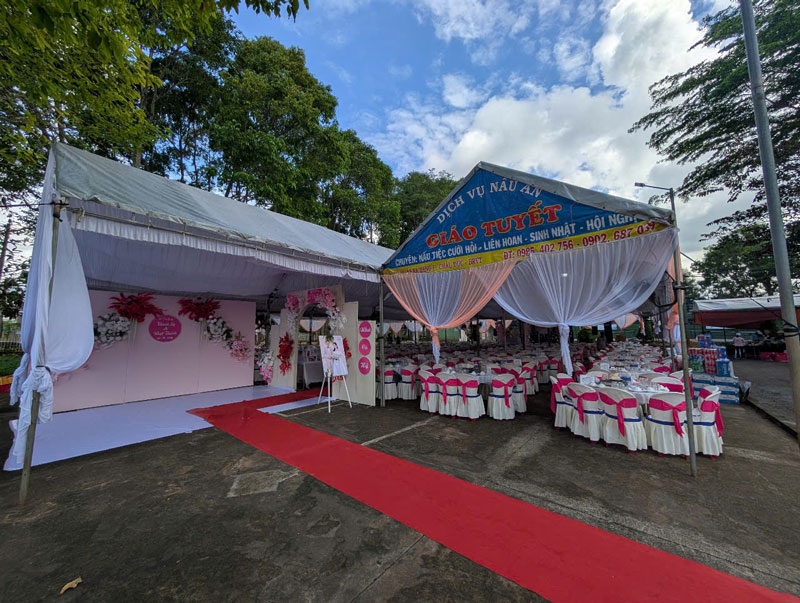 Nấu tiệc cưới hỏi