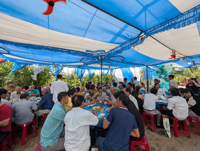 Nấu tiệc tân gia