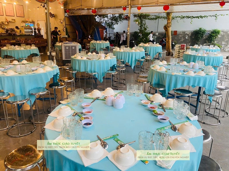 Nấu tiệc tất niên