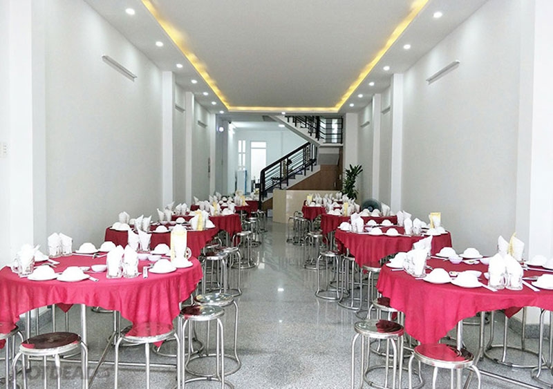 Món ngon đãi tiệc tân gia