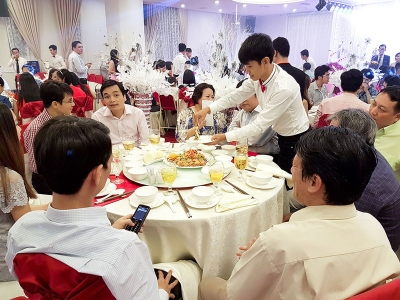 Thumbnail 6 bước trong quy trình phục vụ tiệc cưới cần biết