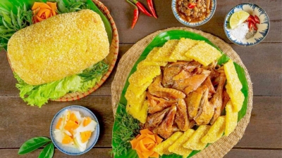 Thumbnail Các món gà trong tiệc cưới chế biến theo phong cách truyền thống