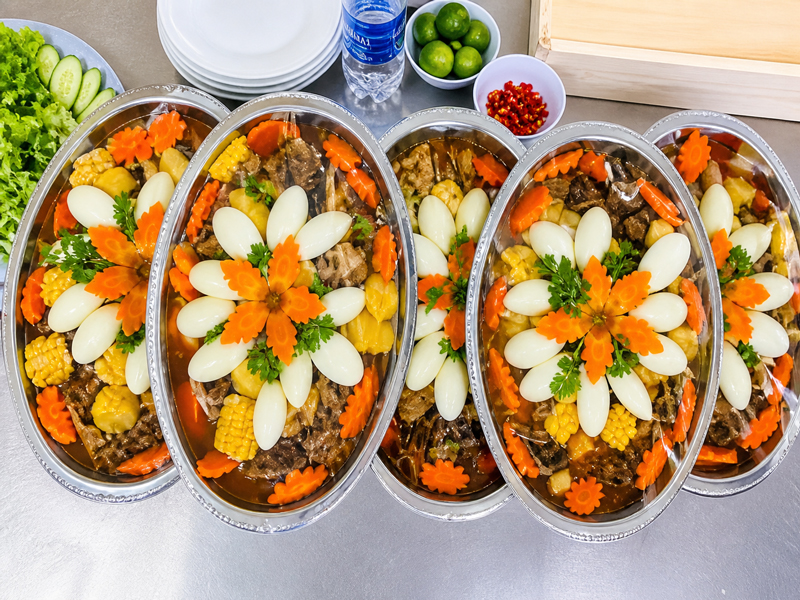 Nấu tiệc thôi nôi tại nhà giá bao nhiêu