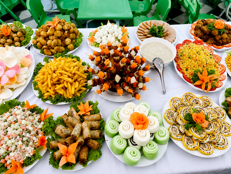 Nấu tiệc sinh nhật cho bé tại nhà nên chọn món gì